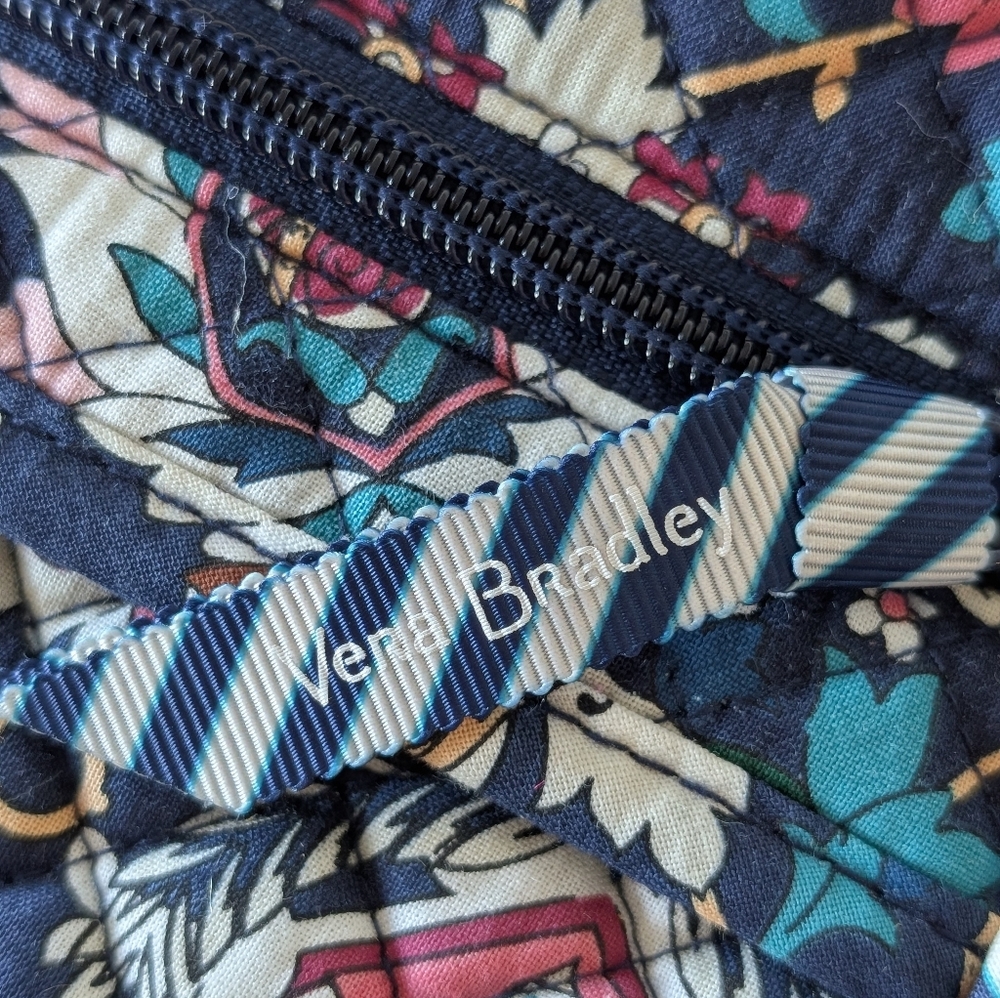 Harry Potter X Vera Bradley Home To Hogwarts Blue Quilted Bag Cloth Washable - Picture 5 of 12